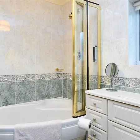 Mosslea Bowness-on-Windermere