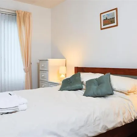 Mosslea Apartment